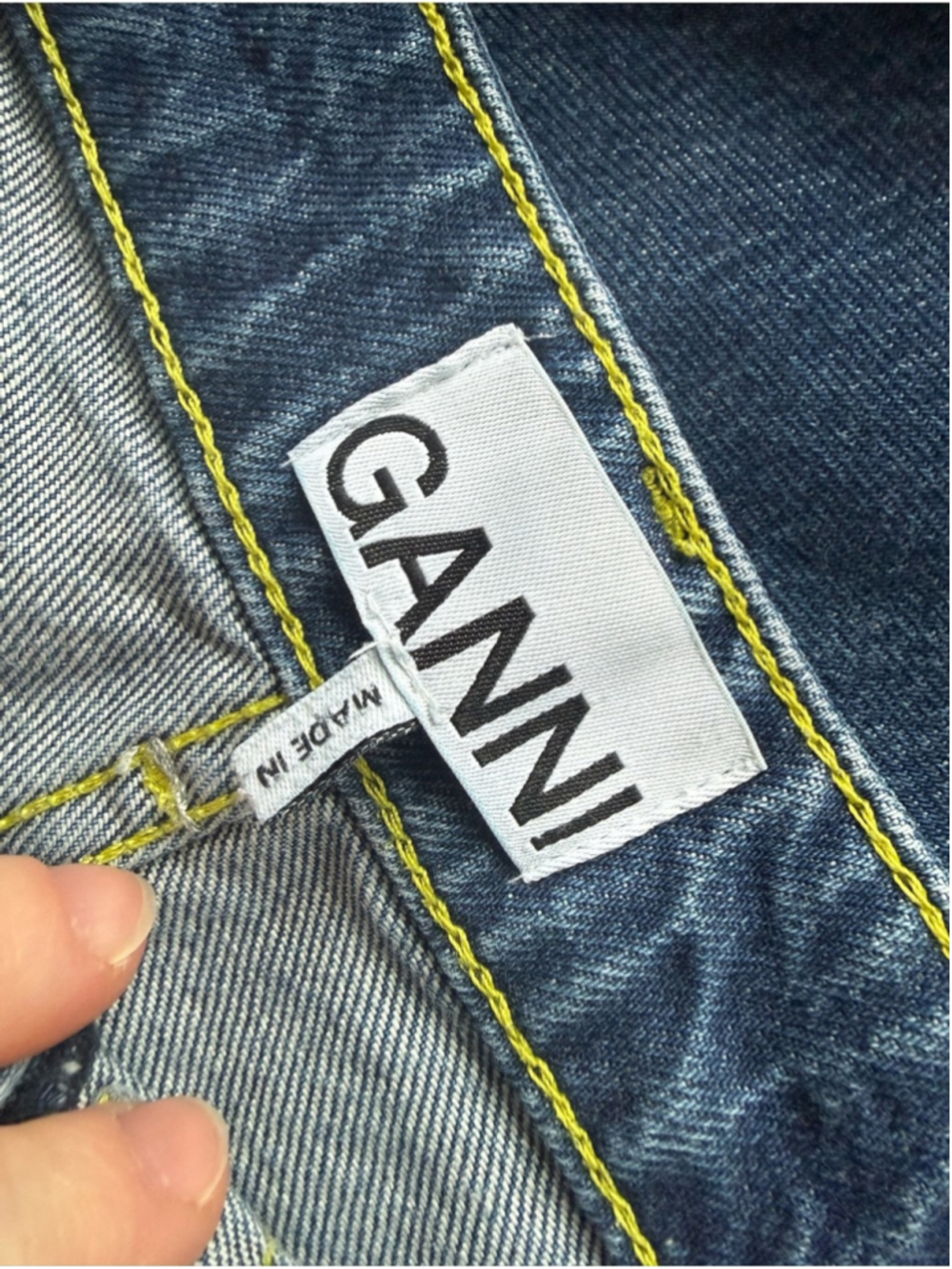 Ganni Angi Wide-Leg Jeans Cargo Pockets Bootcut Size 26 Medium Wash Loose Fit - Picture 7 of 8